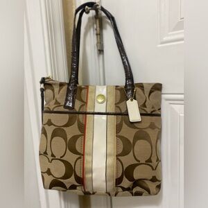 Coach F24666 Signature Multi Stripe Tote Khaki/Vermillion Multicolor EUC